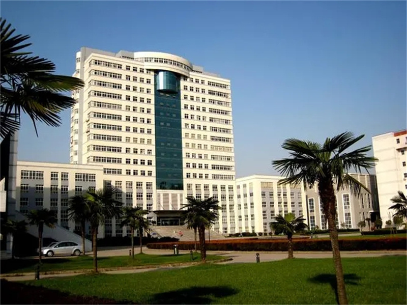 岳阳弘毅新华中学2021招生__湖南岳阳弘毅新华中学266班